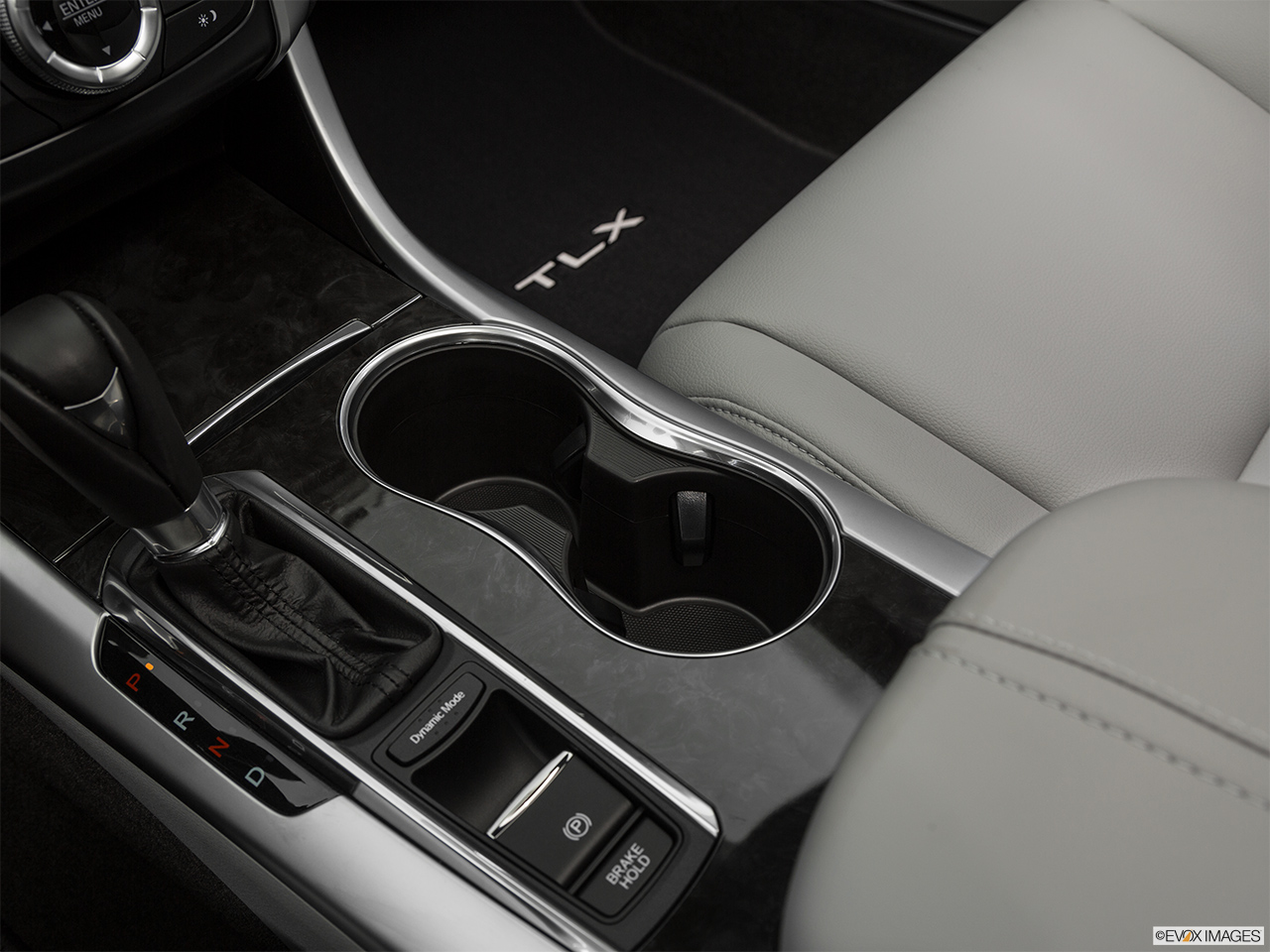 2019 Acura TLX 2.4 8-DCT P-AWS Cup holders. 