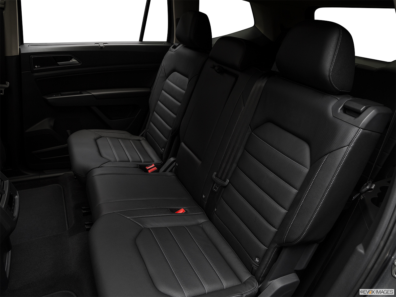 2018 Volkswagen Atlas SEL Premium Rear seats from Drivers Side. 