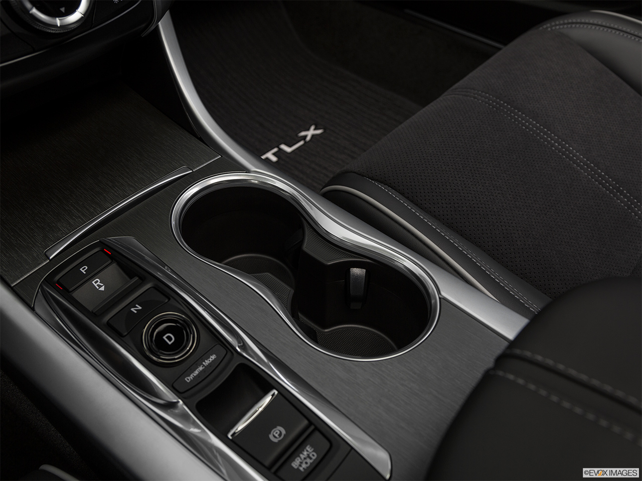 2019 Acura TLX 3.5L Cup holders. 