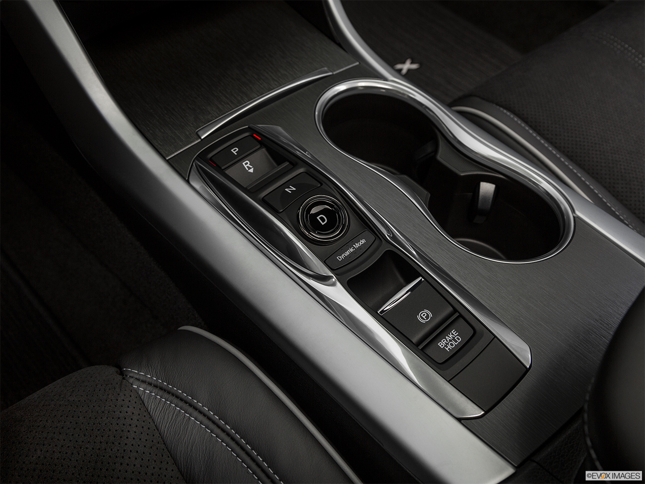 2019 Acura TLX 3.5L Gear shifter/center console. 