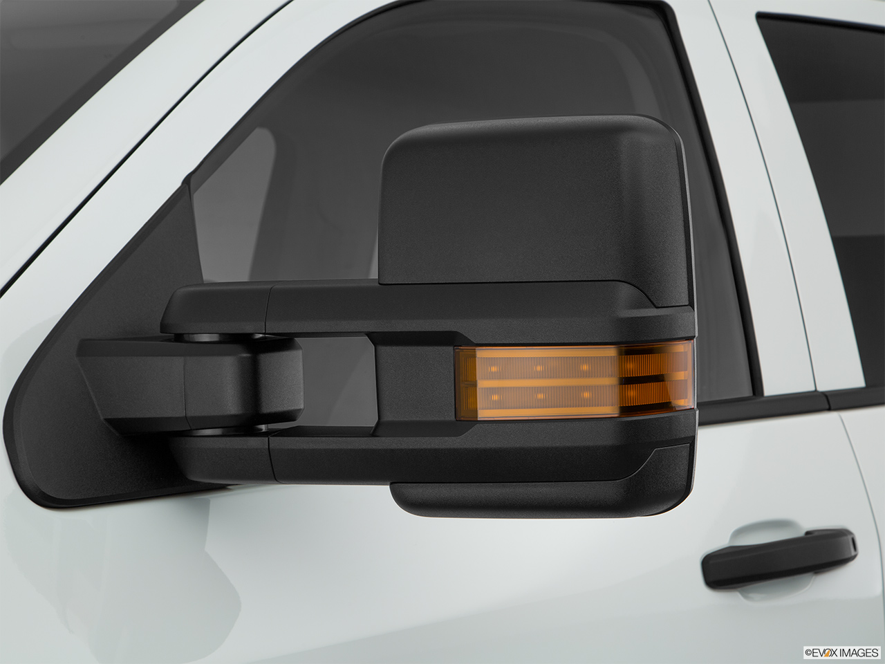 2017 GMC Sierra 3500 HD Base Driver's side mirror, 3_4 rear 