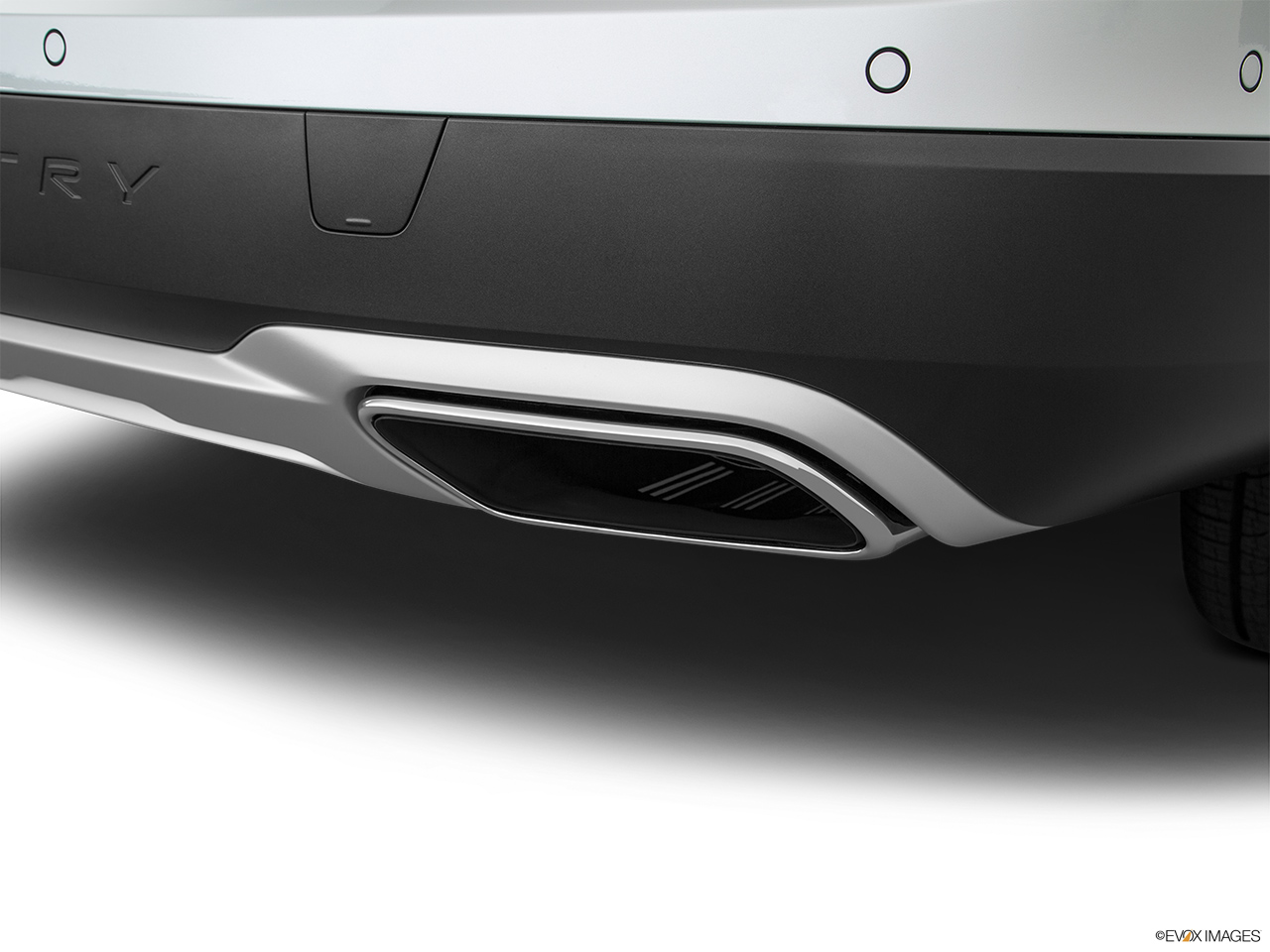 2019 Volvo V90 Cross Country T5 Chrome tip exhaust pipe. 