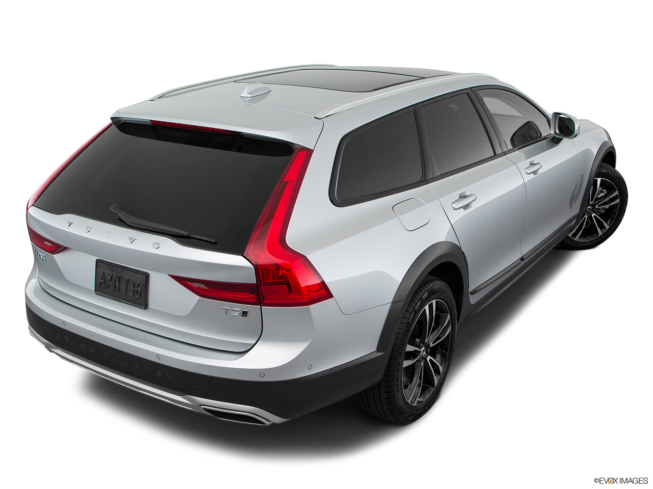 2019 Volvo V90 Cross Country T5 Rear 3/4 angle view. 