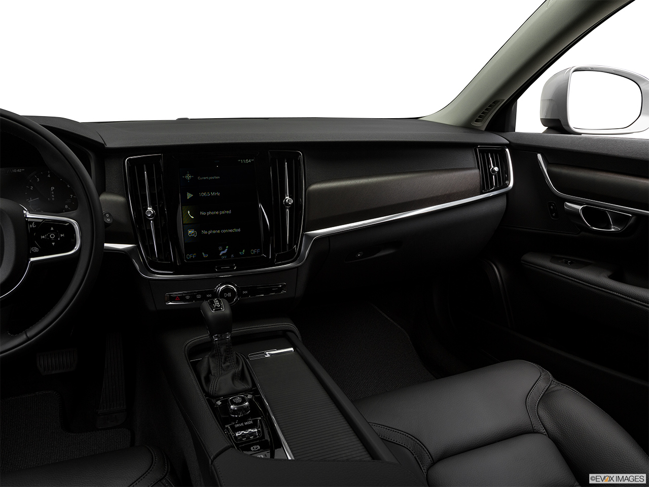 2019 Volvo V90 Cross Country T5 Center Console/Passenger Side. 