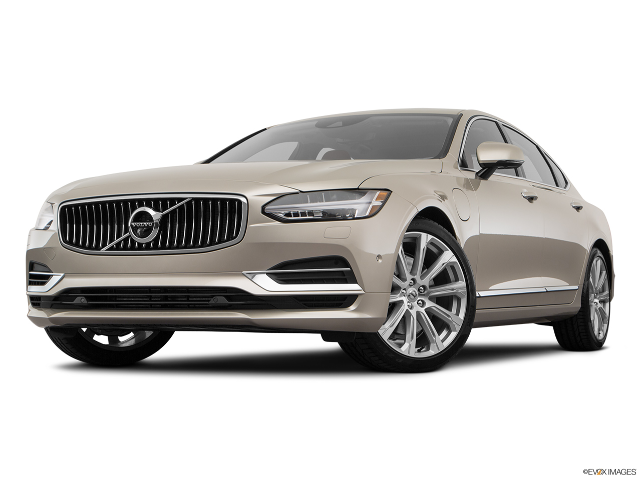 2018 Volvo S90 T8 Inscription eAWD Plug-in Hybrid Front angle view, low wide perspective. 
