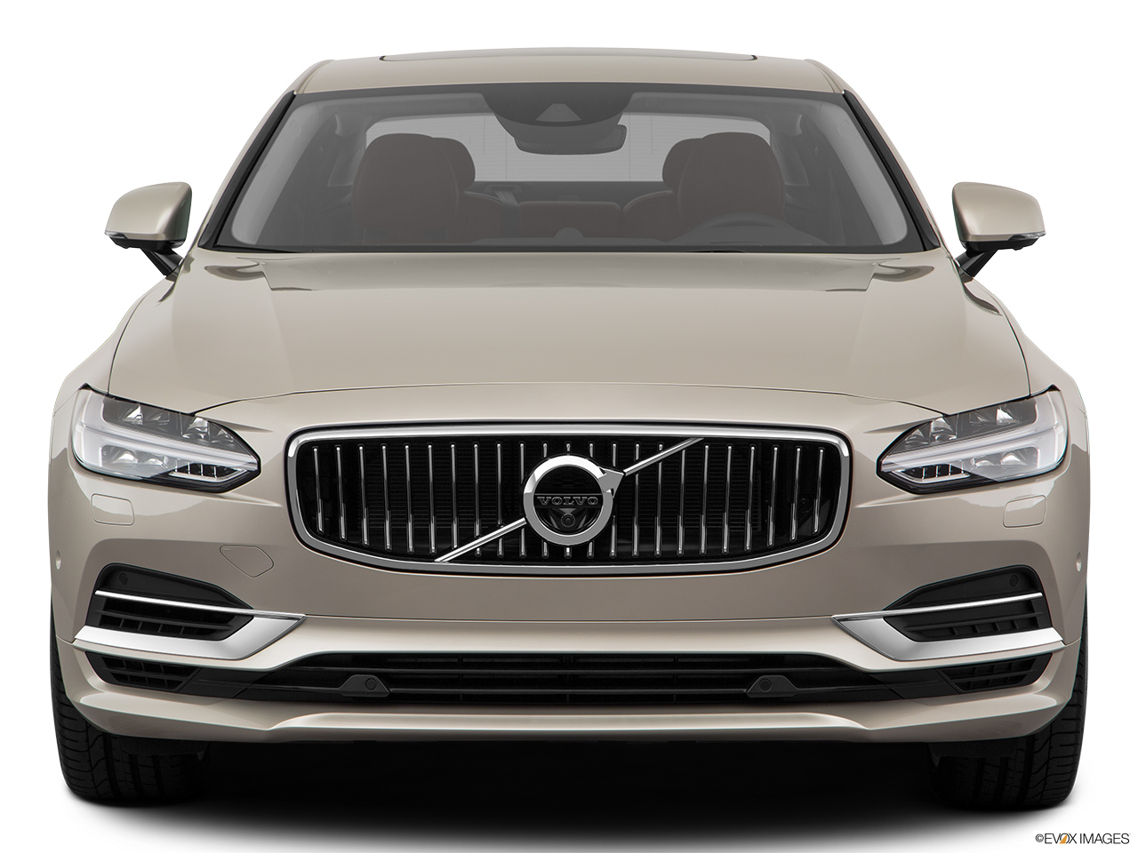 2018 Volvo S90 T8 Inscription eAWD Plug-in Hybrid Low/wide front. 