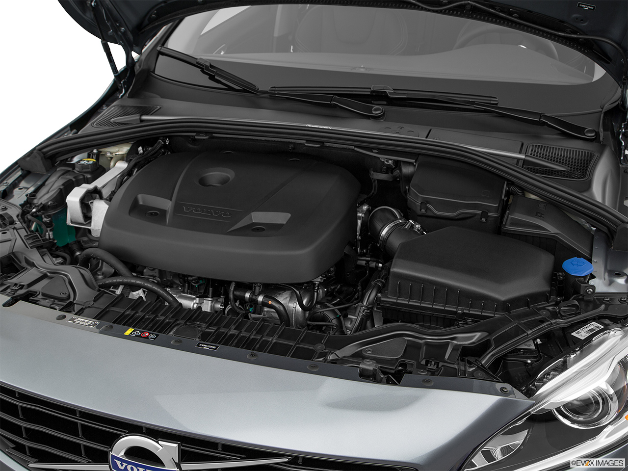 2018 Volvo V60 T5 Dynamic Engine. 
