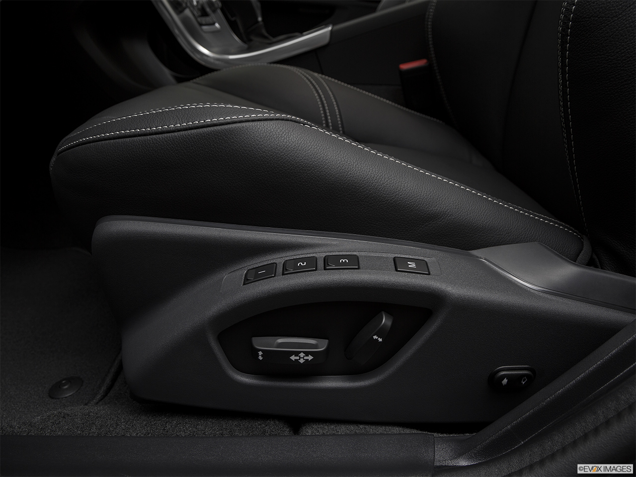 2018 Volvo V60 T5 Dynamic Seat Adjustment Controllers. 