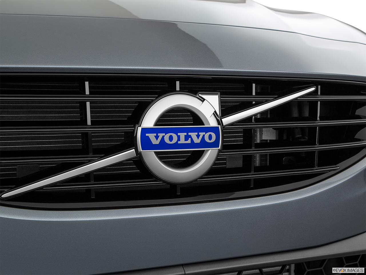 2018 Volvo V60 T5 Dynamic Rear manufacture badge/emblem 