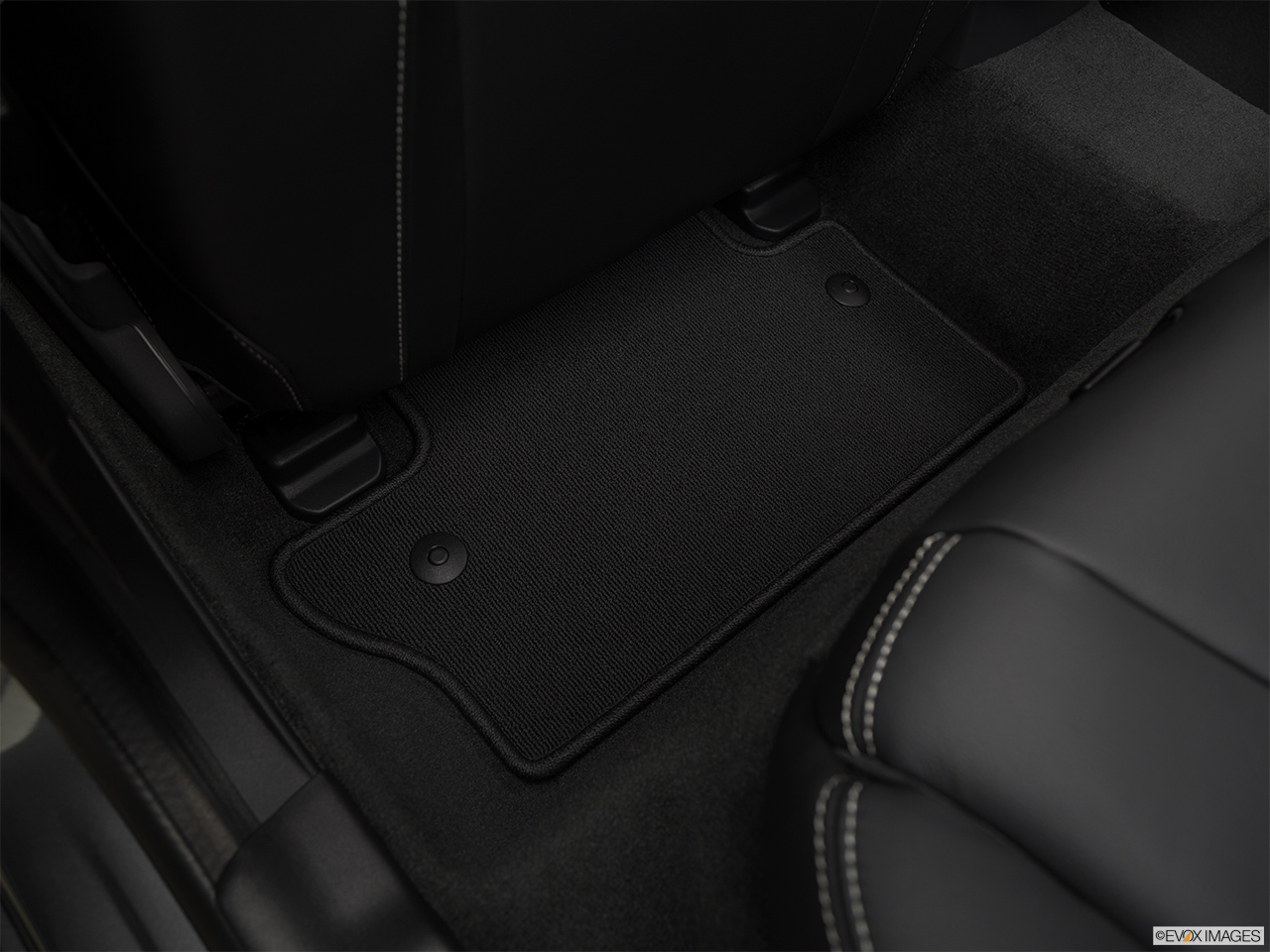 2018 Volvo V60 T5 Dynamic Rear driver's side floor mat. Mid-seat level from outside looking in. 