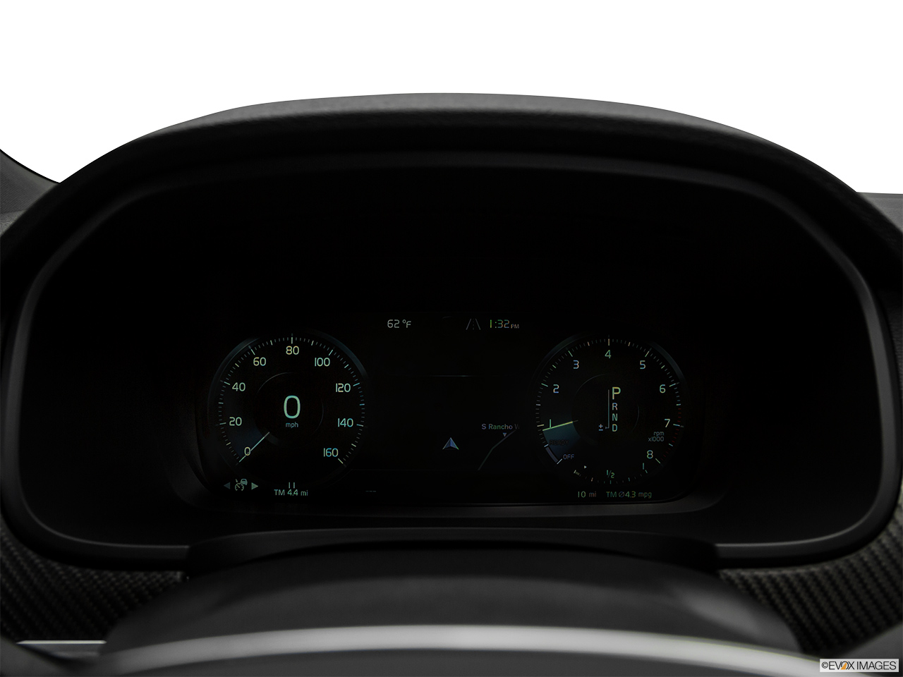 2018 Volvo V90 T6 AWD R-DESIGN Speedometer/tachometer. 