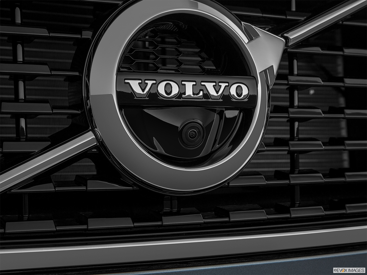 2018 Volvo V90 T6 AWD R-DESIGN Exterior Bonus Shots (no set spec) 