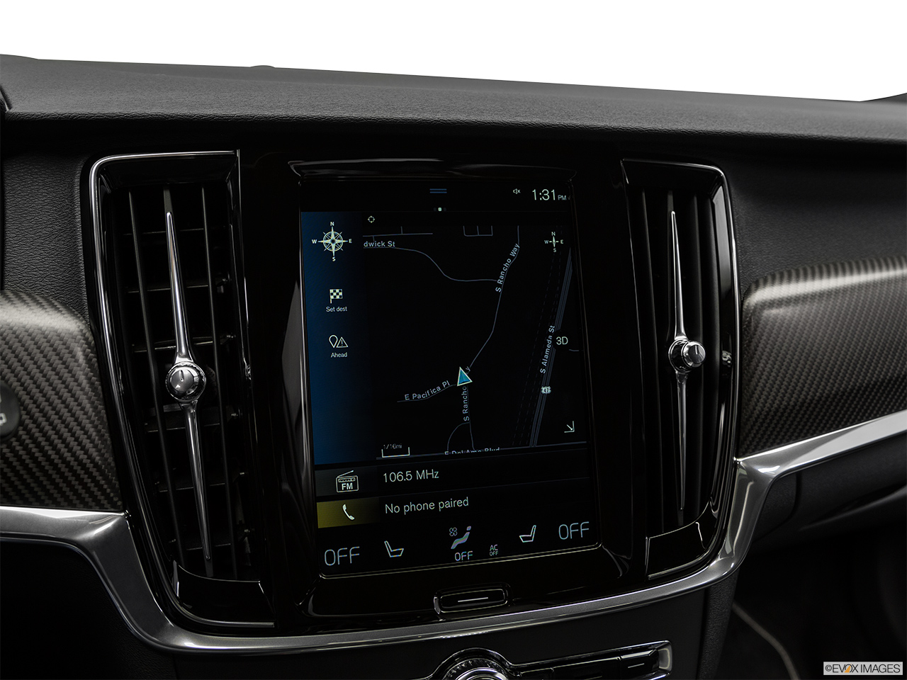 2019 Volvo V90 T6 AWD R-DESIGN Driver position view of navigation system. 