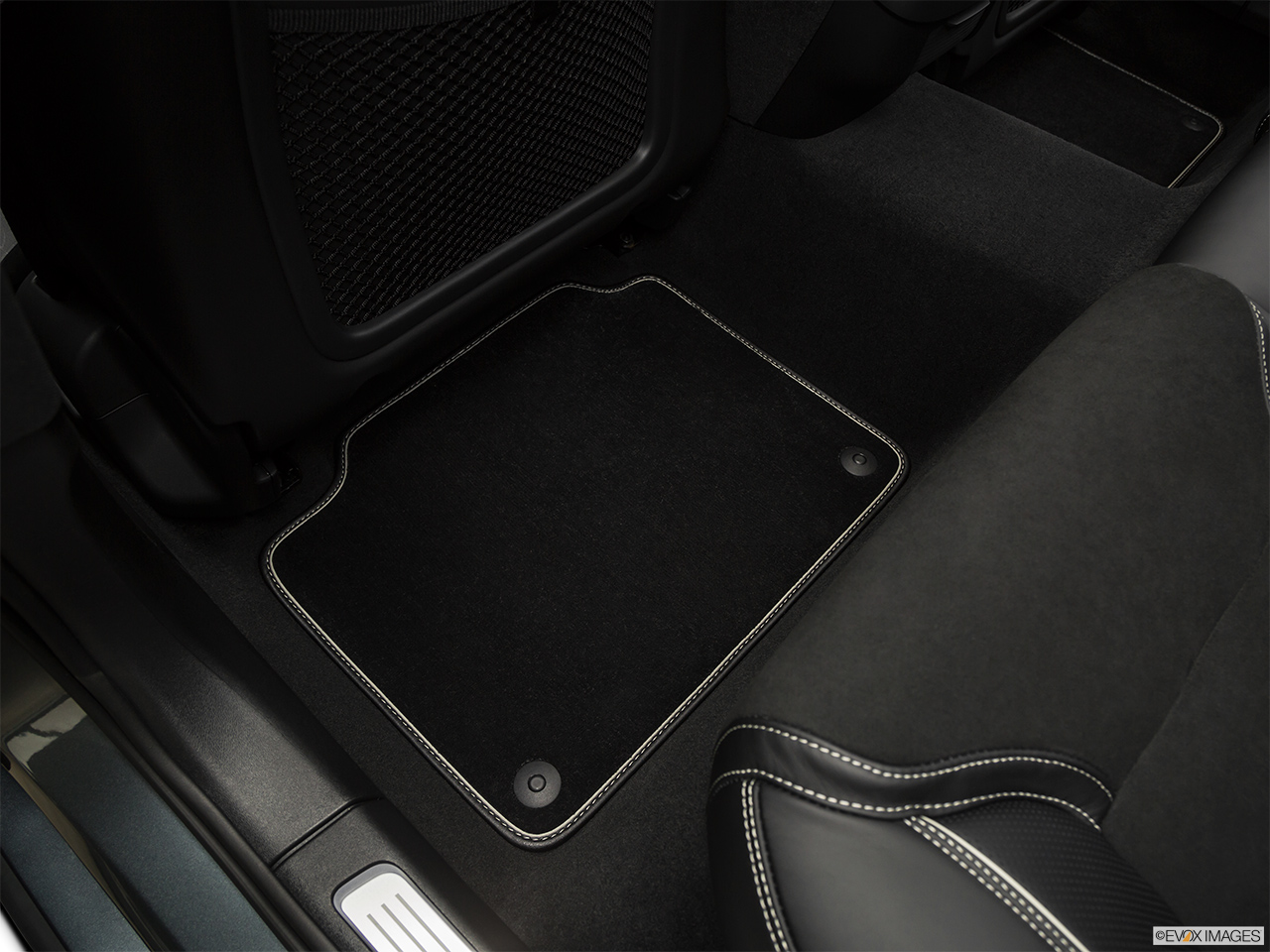 2018 Volvo V90 T6 AWD R-DESIGN Rear driver's side floor mat. Mid-seat level from outside looking in. 