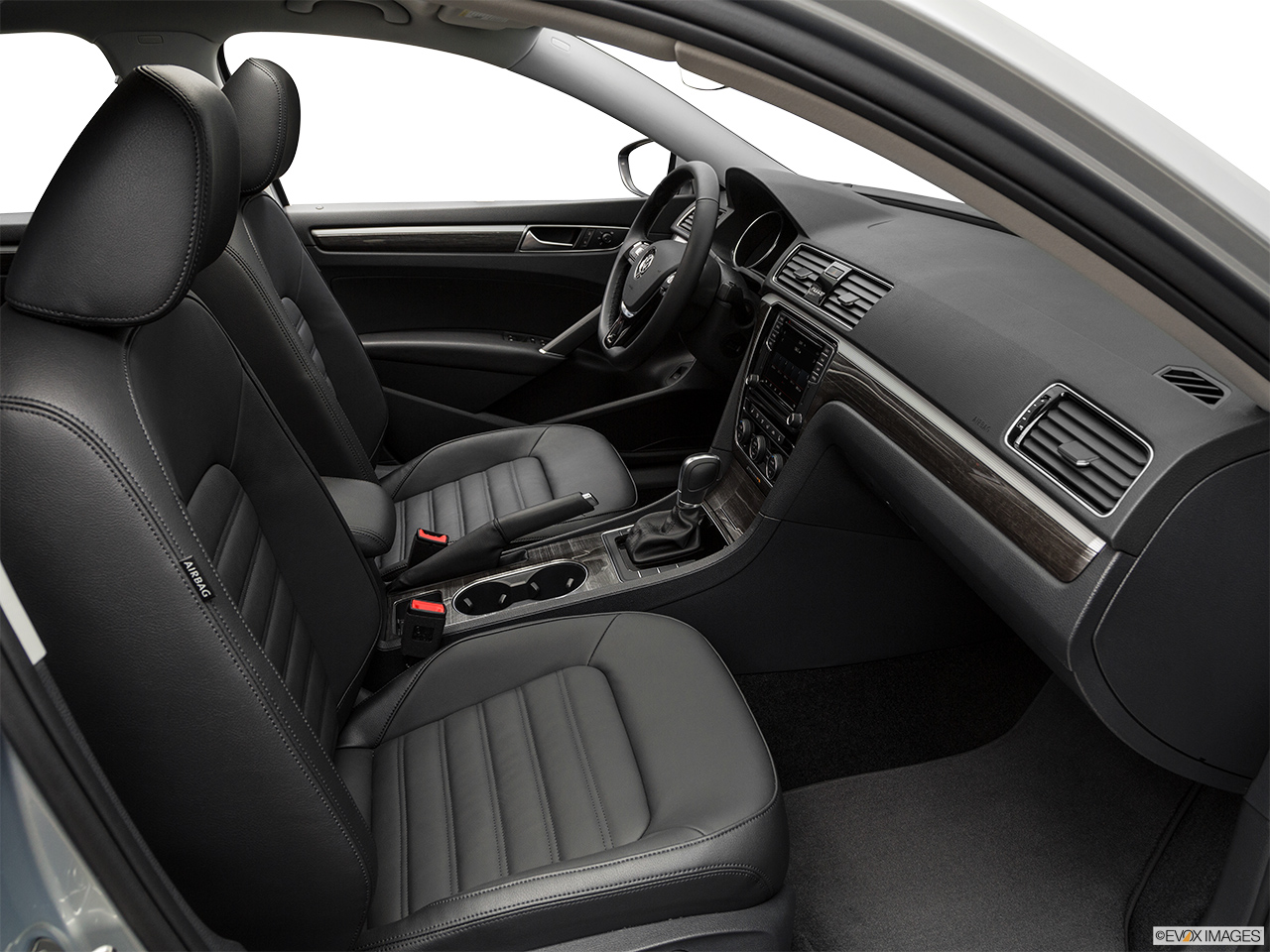 2018 Volkswagen Passat 2.0T SEL Premium Passenger seat. 