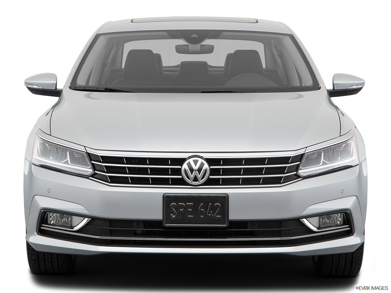 2018 Volkswagen Passat 2.0T SEL Premium Low/wide front. 