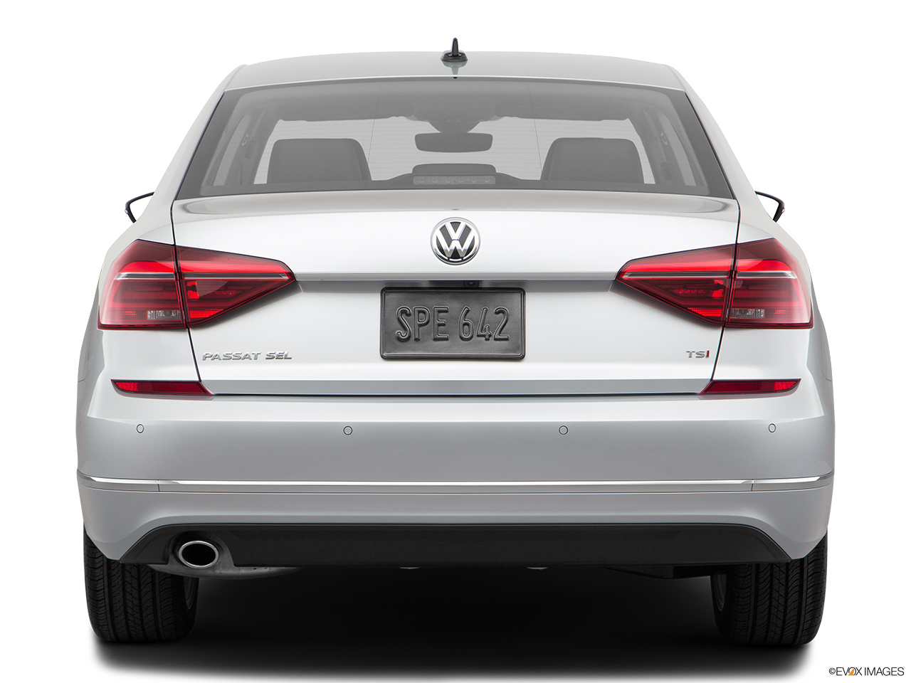 2018 Volkswagen Passat 2.0T SEL Premium Low/wide rear. 