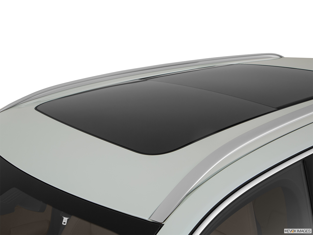 2018 Volvo XC90 T8 Inscription eAWD Plug-in Hybrid Sunroof/moonroof. 