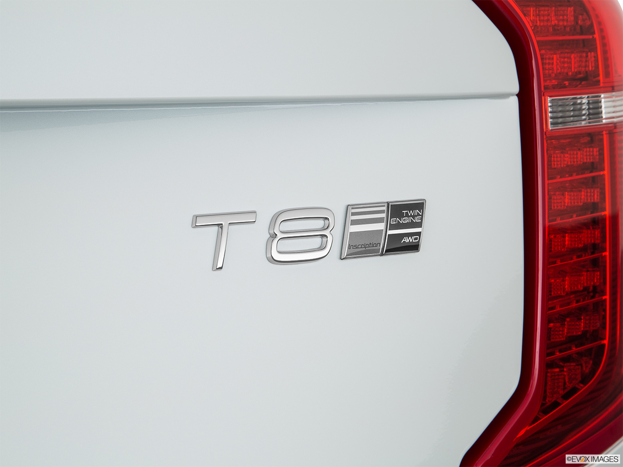 2019 Volvo XC90  T8 Inscription eAWD Plug-in Hybrid Exterior Bonus Shots (no set spec) 