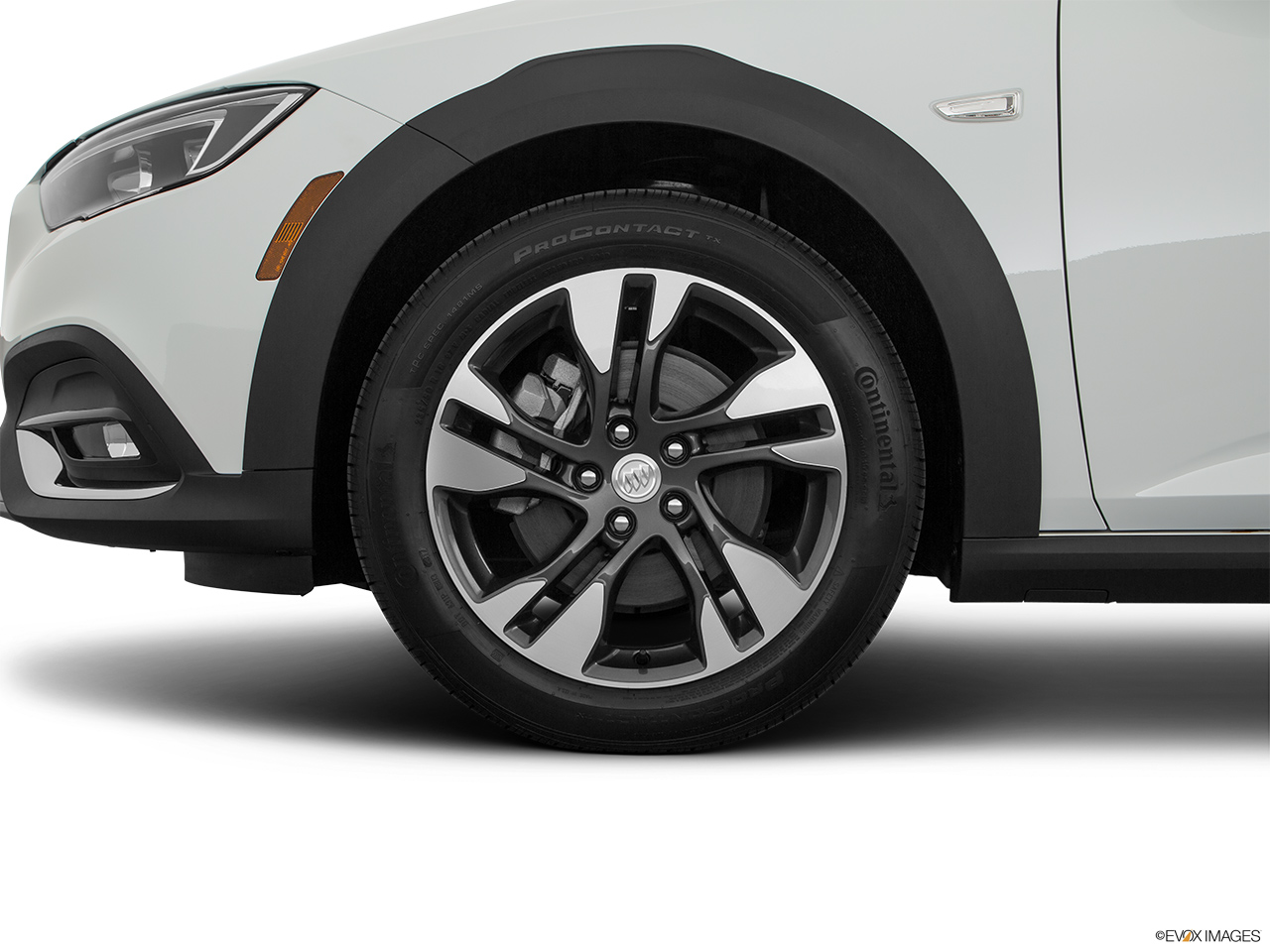 2018 Buick Regal Tourx  Preferred Front Drivers side wheel at profile. 