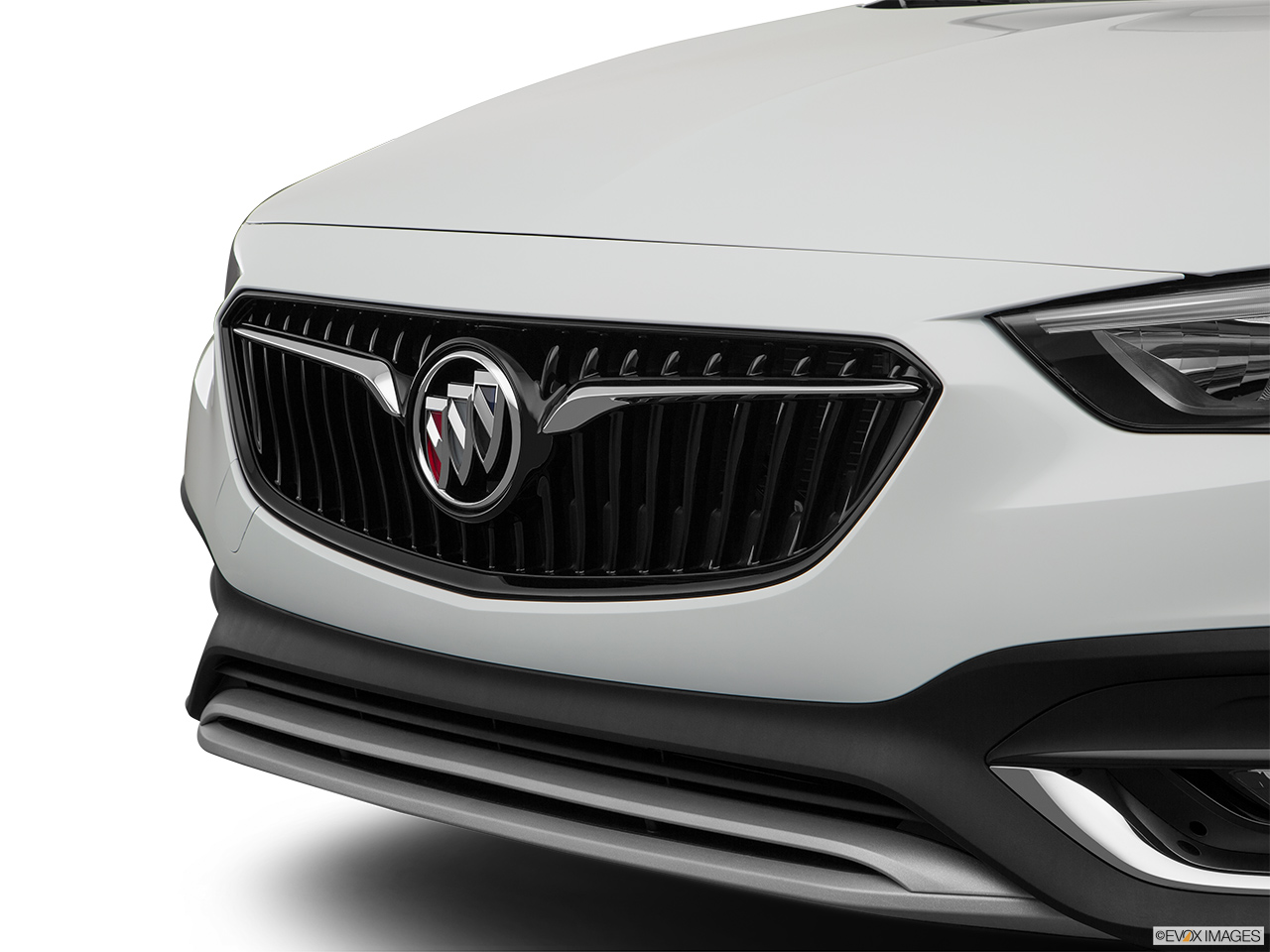 2018 Buick Regal Tourx  Preferred Close up of Grill. 