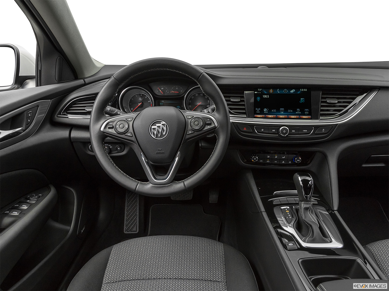 2018 Buick Regal Tourx  Preferred Steering wheel/Center Console. 