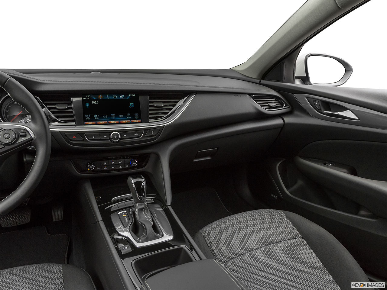 2018 Buick Regal Tourx  Preferred Center Console/Passenger Side. 
