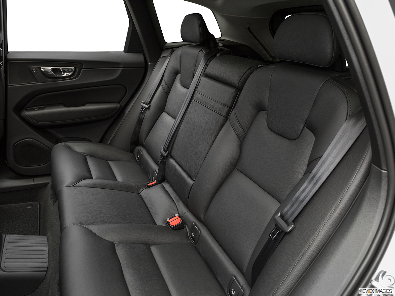 2019 Volvo XC60 T8 Inscription eAWD Plug-in Hybrid Rear seats from Drivers Side. 