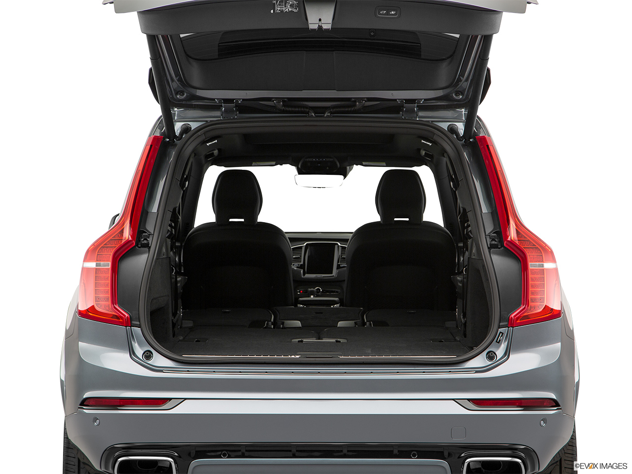 2019 Volvo XC90  T5 AWD R-Design Hatchback & SUV rear angle. 