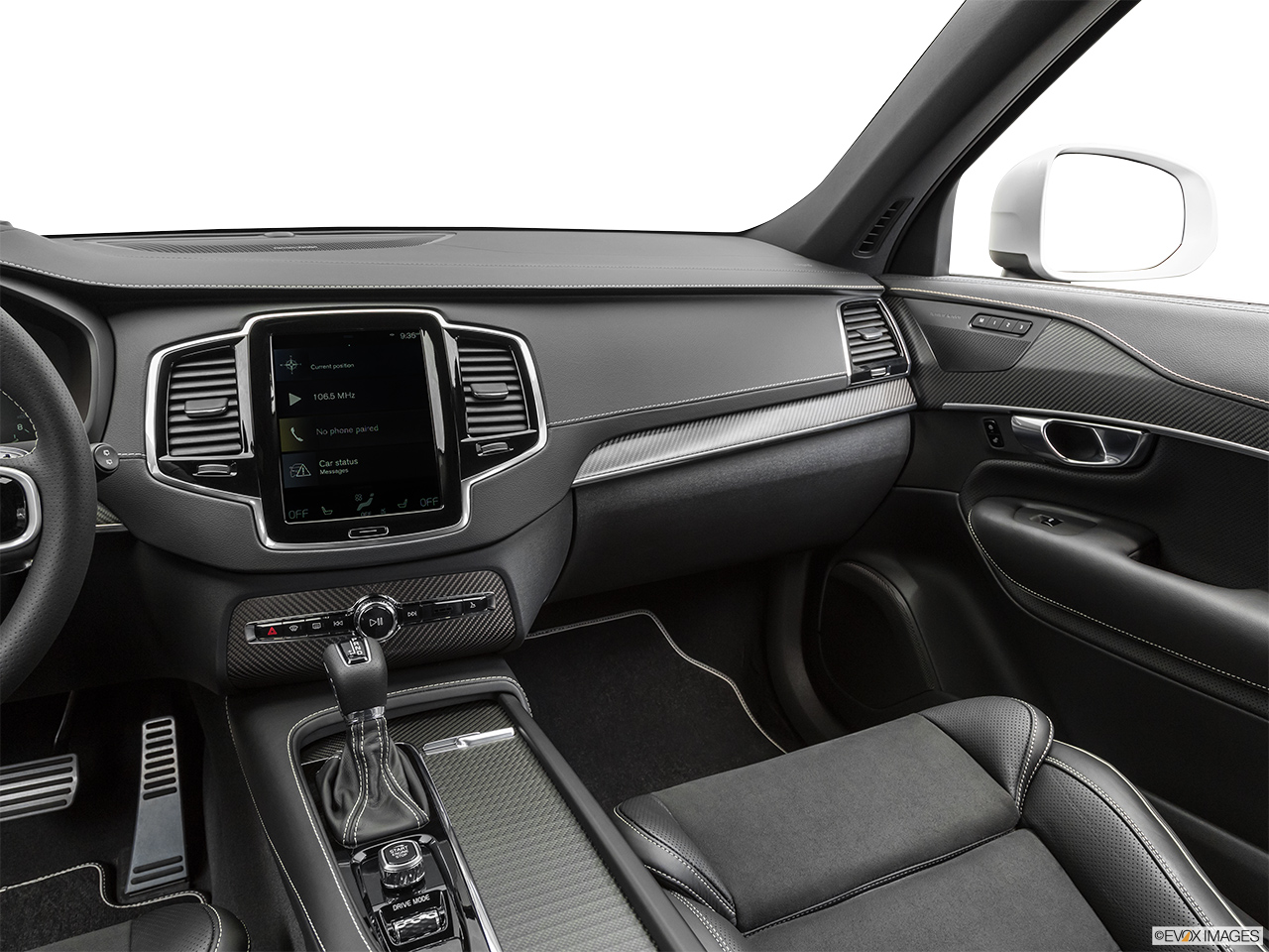 2019 Volvo XC90  T5 AWD R-Design Center Console/Passenger Side. 