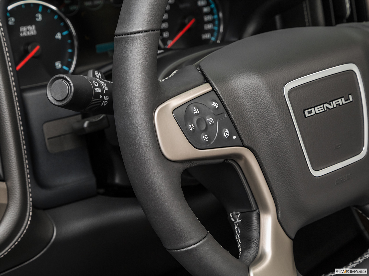 2019 GMC Sierra 2500HD Denali Steering Wheel Controls (Left Side) 