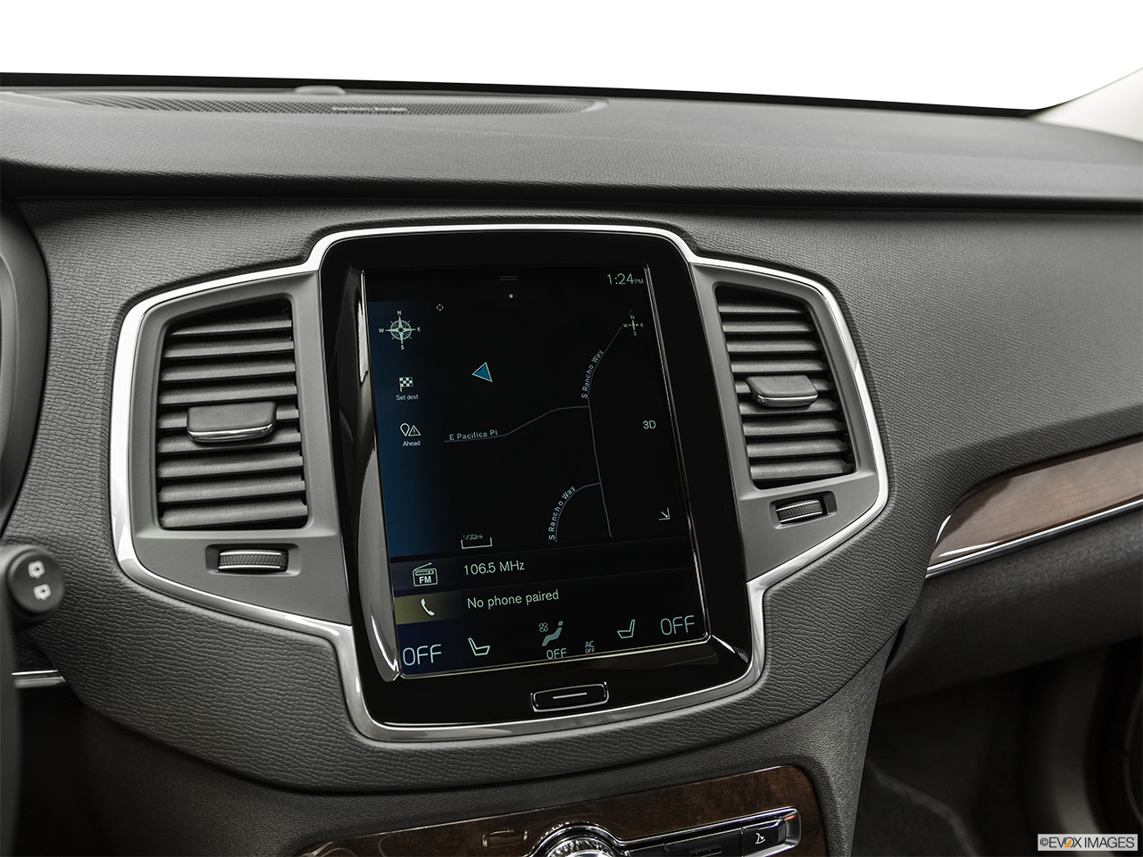 2019 Volvo XC90  T6 Momentum Driver position view of navigation system. 