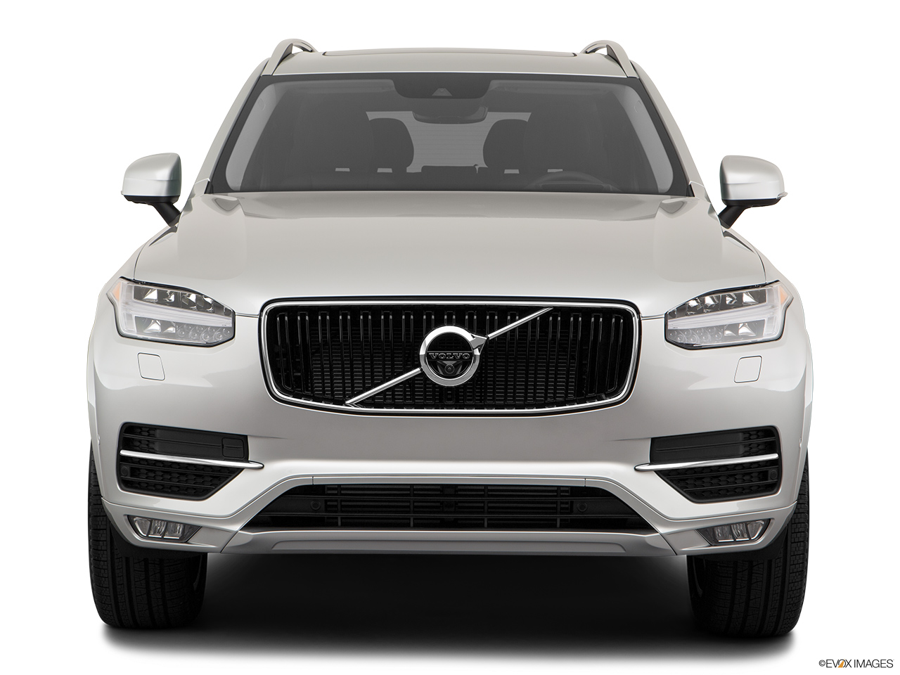 2019 Volvo XC90  T6 Momentum Low/wide front. 