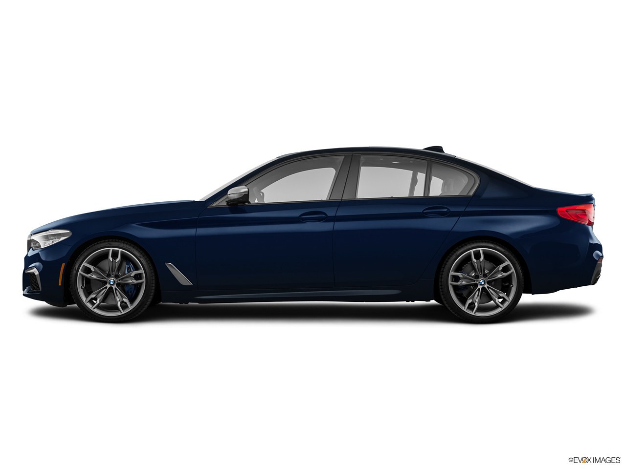 2024 BMW 5-series   Side