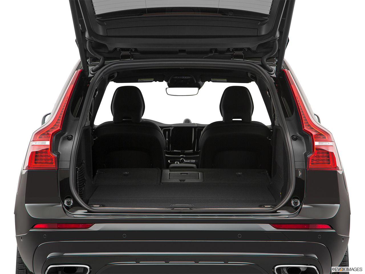 2019 Volvo XC60 T8 R-Design eAWD Plug-in Hybrid Hatchback & SUV rear angle. 