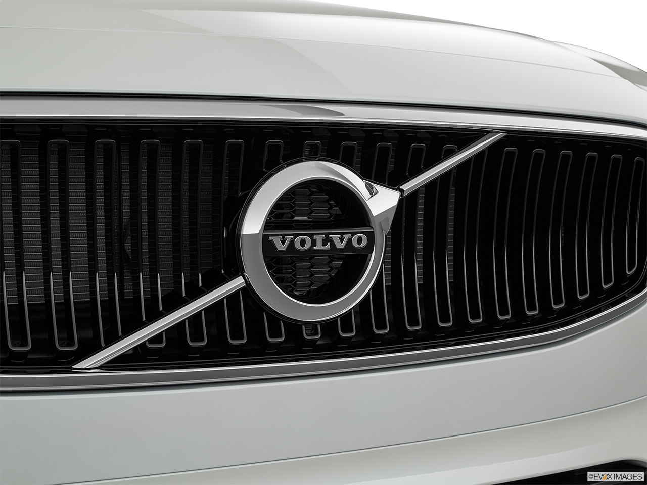 2019 Volvo S90 T5 Momentum Rear manufacture badge/emblem 