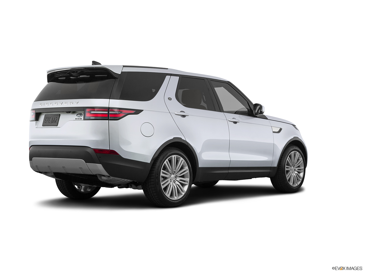 2024 Land Rover Discovery  Rear Quarter