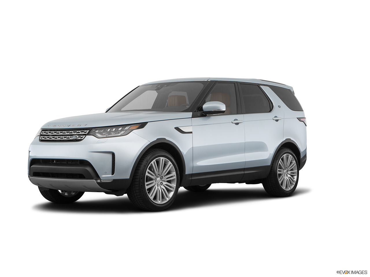 2024 Land Rover Discovery  Front Quarter