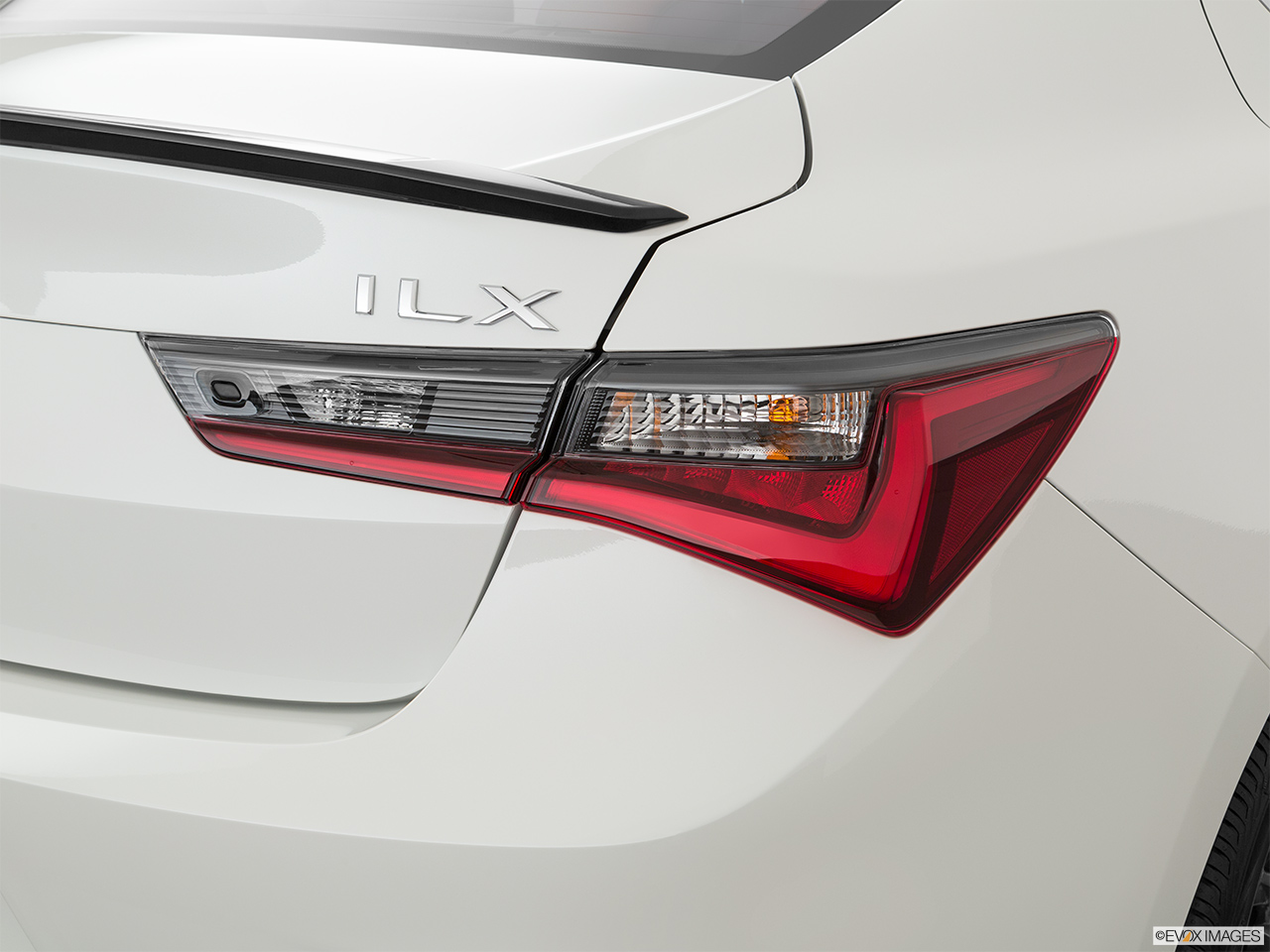 2019 Acura ILX Premium and A-Spec Package Passenger Side Taillight. 