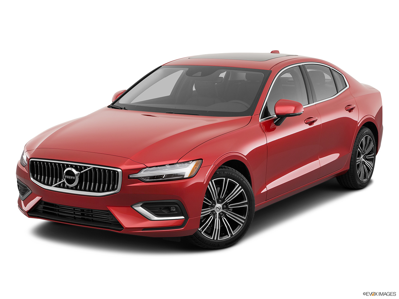 2020 Volvo S60 T5 Inscription Front angle view. 