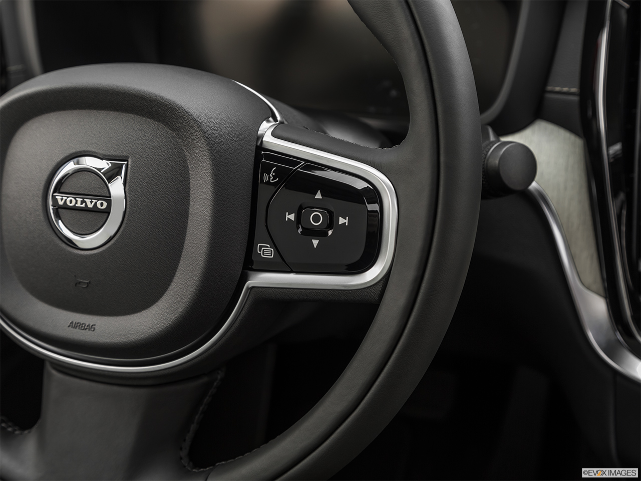 2020 Volvo S60 T5 Inscription Steering Wheel Controls (Right Side) 