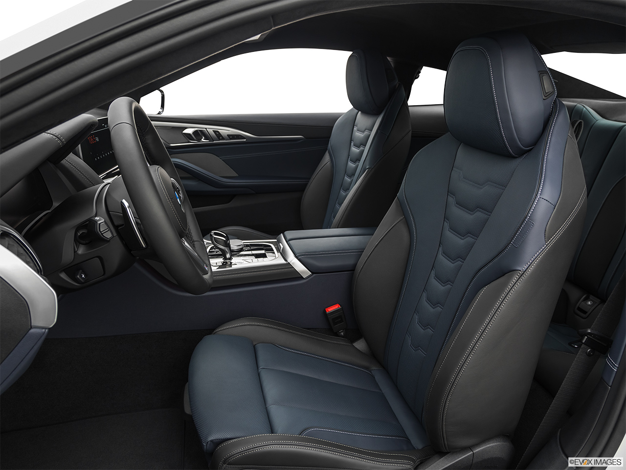 2019 BMW 8-series M850i xDrive Front seats from Drivers Side. 