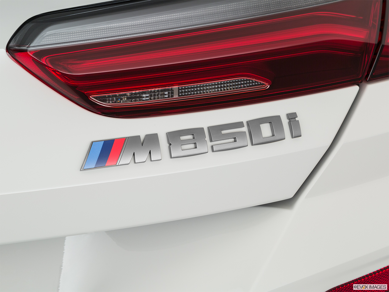 2019 BMW 8-series M850i xDrive Rear model badge/emblem 