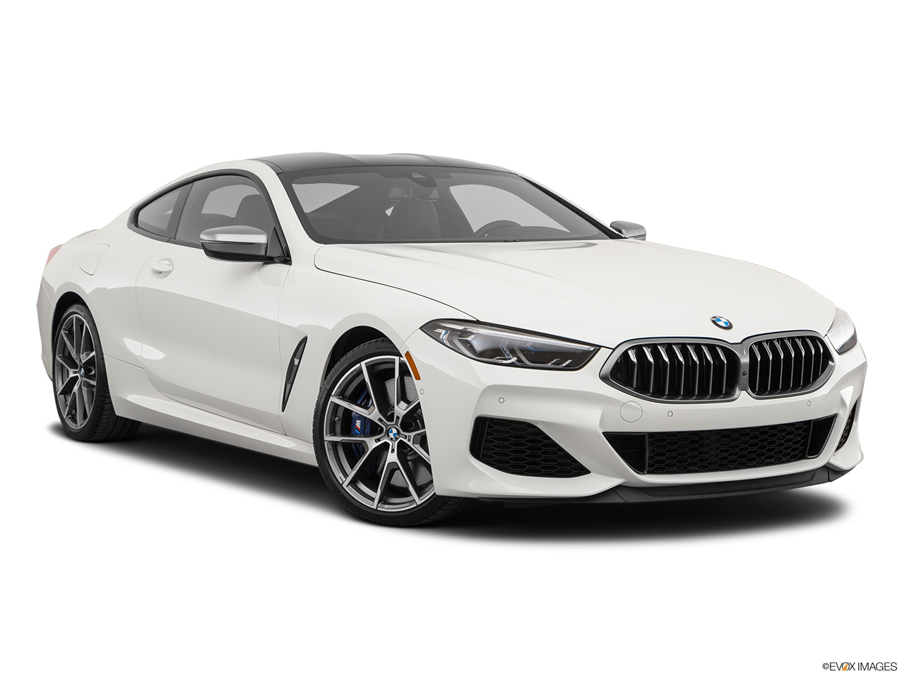 2019 BMW 8-series M850i xDrive Front passenger 3/4 w/ wheels turned. 