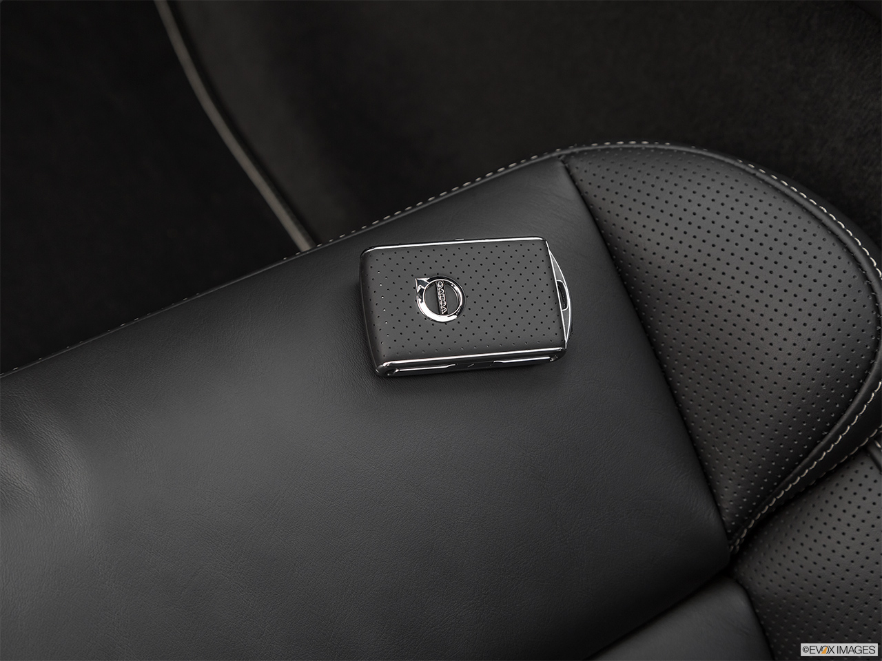 2019 Volvo V90 T5 R-Design Key fob on driver's seat. 