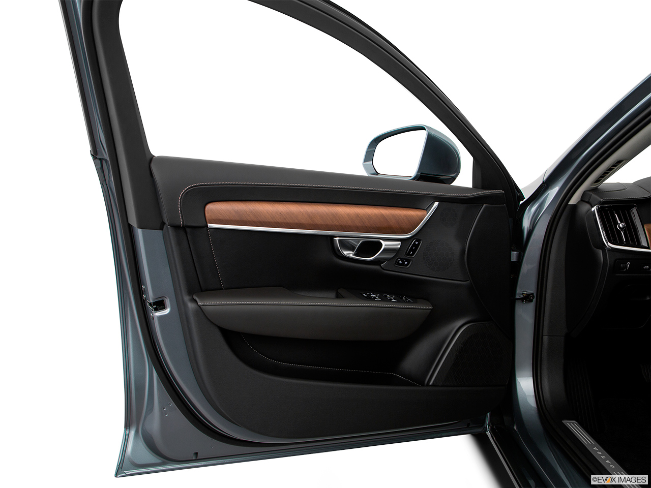2020 Volvo S90 T6 Inscription Inside of driver's side open door, window open. 