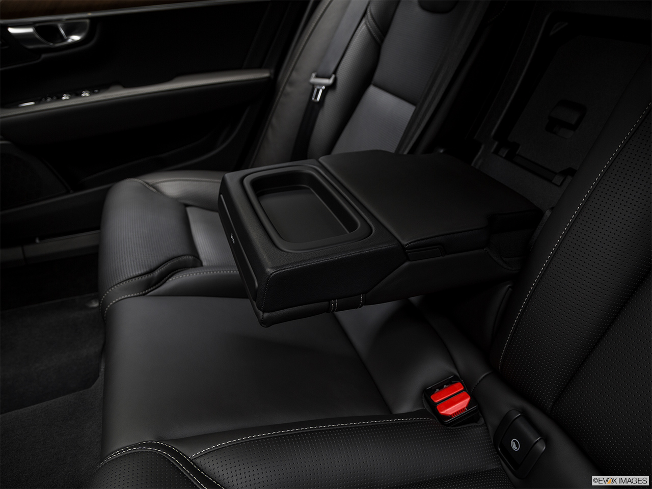2020 Volvo S90 T6 Inscription Rear center console with closed lid from driver's side looking down. 