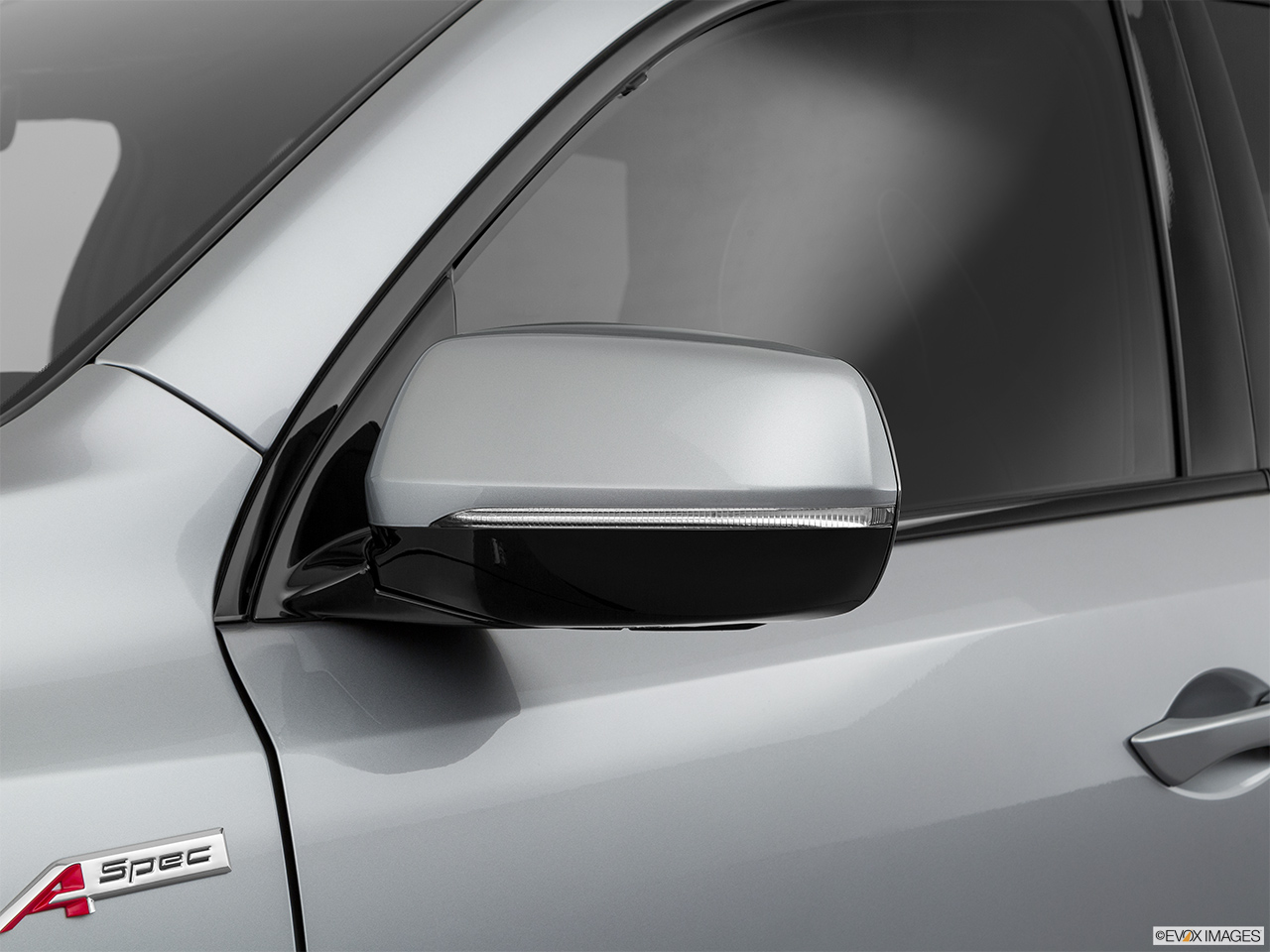 2020 Acura MDX Base Driver's side mirror, 3_4 rear 
