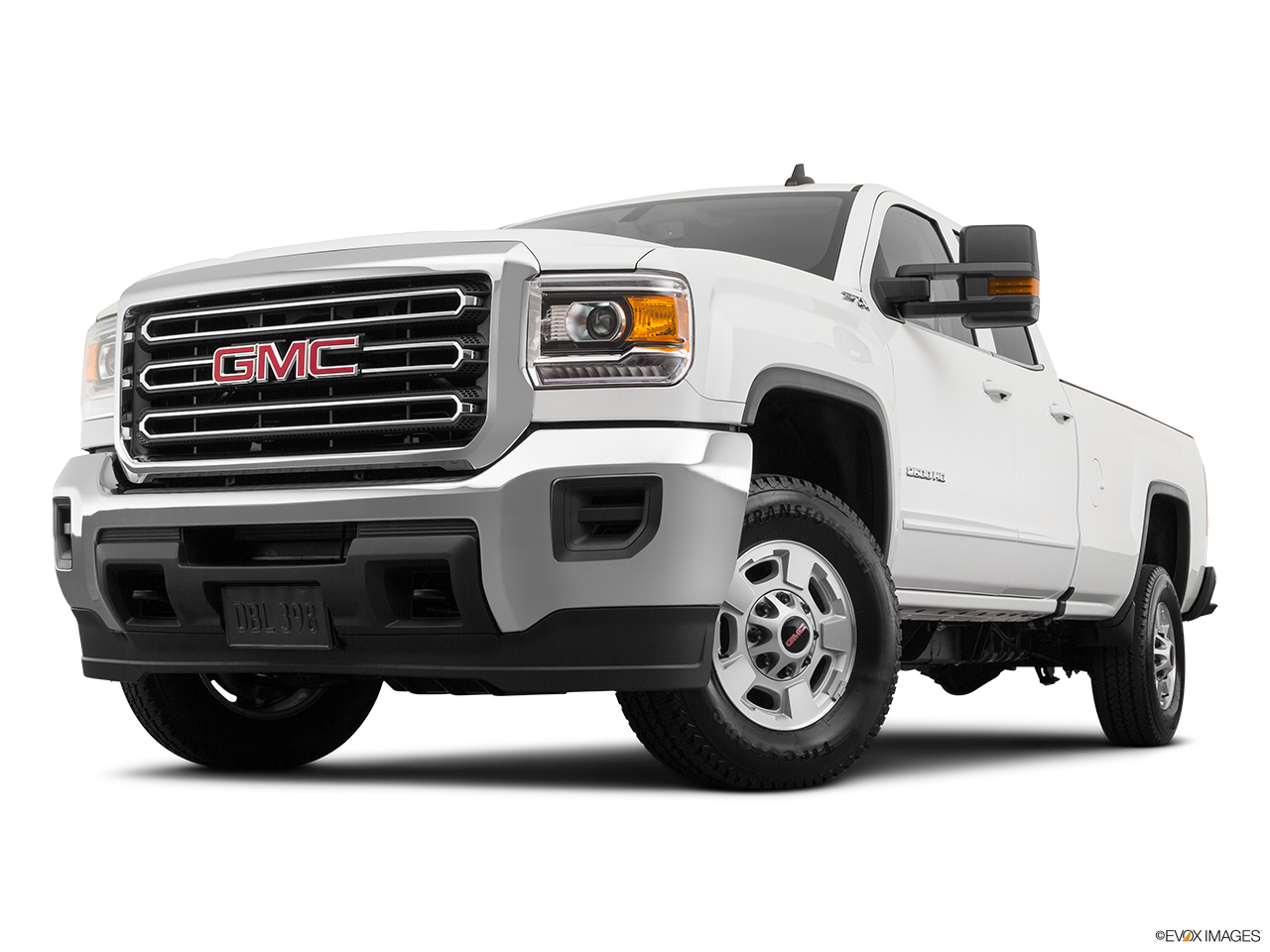 2019 GMC Sierra 2500HD SLE Front angle view, low wide perspective. 