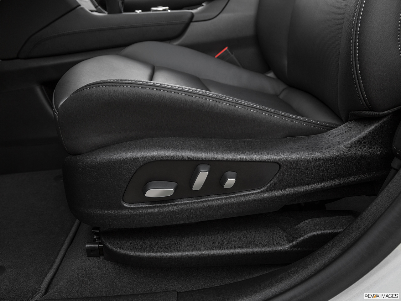 2020 Cadillac XT6 Premium Luxury Seat Adjustment Controllers. 